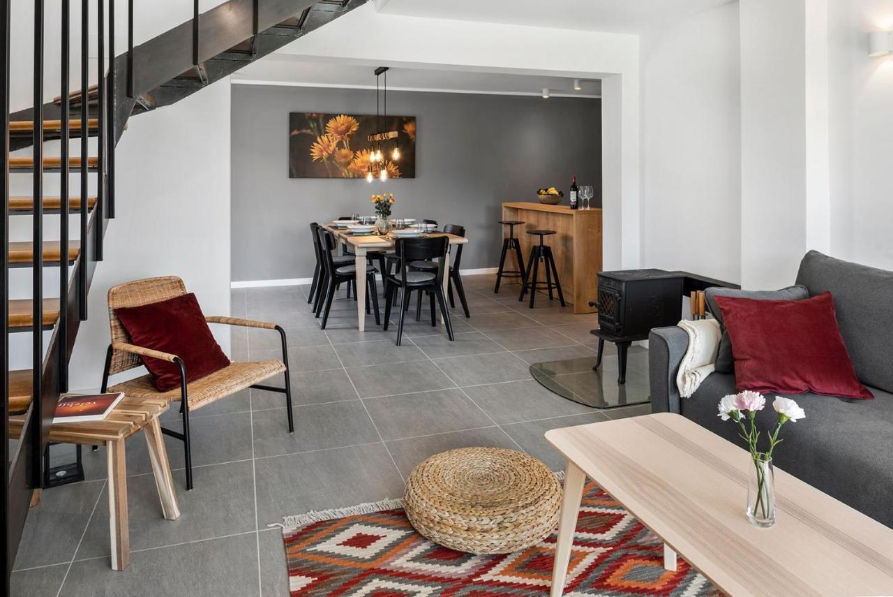 Velebit Lodge Lovinac  Eksteriør billede